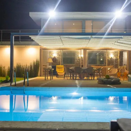 Roque Village By Geres Casas